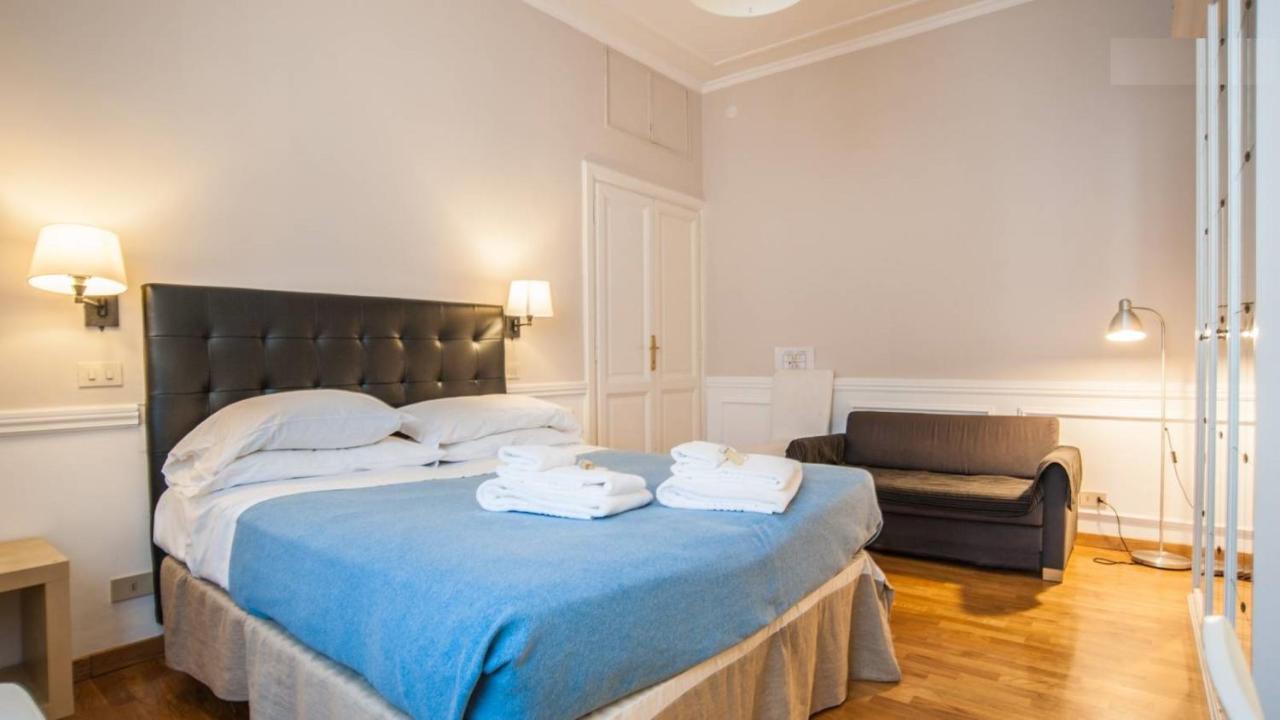 Apartment Domus Piramide 2 Rom