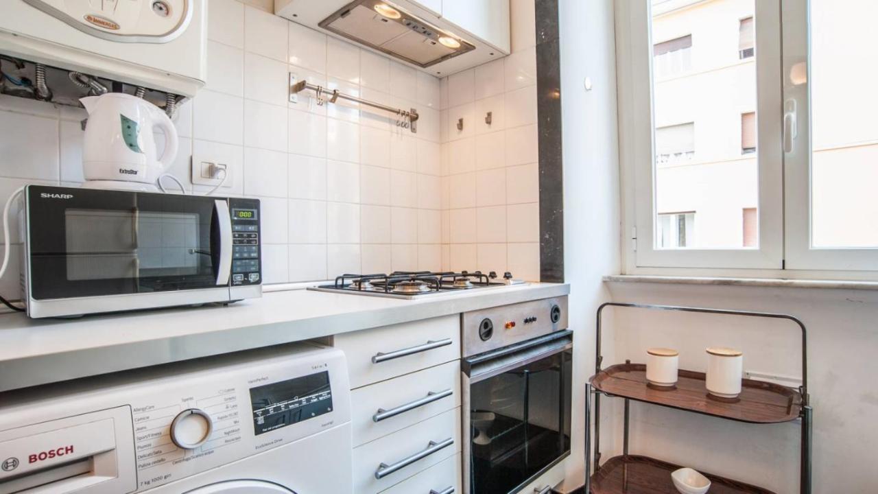 Domus Piramide 2 Apartment